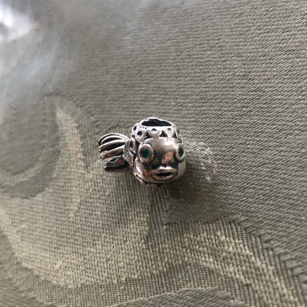🌟Pandora Fish Blue Topaz Charm🌟